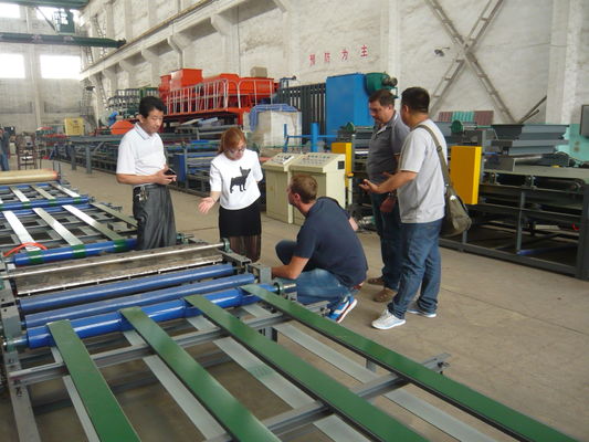 Mesin Pembuat Material Konstruksi Partisi Dalam Ruangan Tekstur Baja Ketebalan 1cm - 15cm