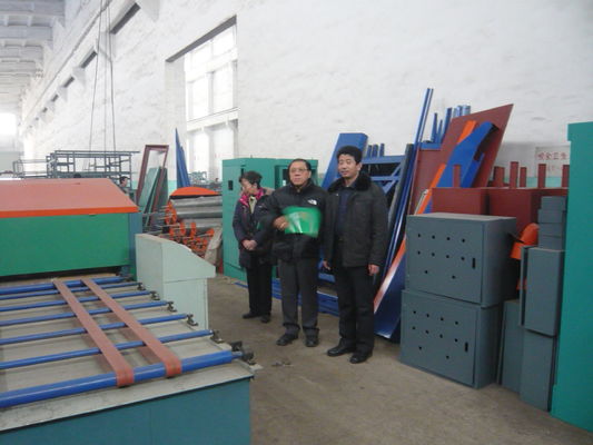 Mesin Pembuat Material Konstruksi Partisi Dalam Ruangan Tekstur Baja Ketebalan 1cm - 15cm