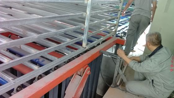 Kontrol Layar Sentuh PLC Pengisian Otomatis Mesin Pembuat Dinding Kekuatan Tinggi 