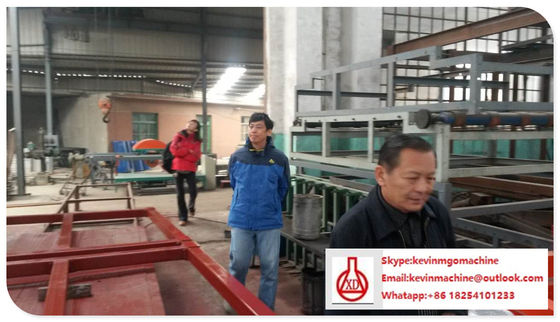 Mesin Panel Sandwich Polyurethane Pembentuk Bangunan Otomatis Penuh Berkapasitas Besar