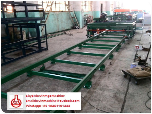 Double Roller Extruding Light Weight Sandwich Panel Machine untuk bahan bangunan