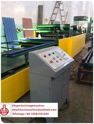 Double Roller Extruding Light Weight Sandwich Panel Machine untuk bahan bangunan