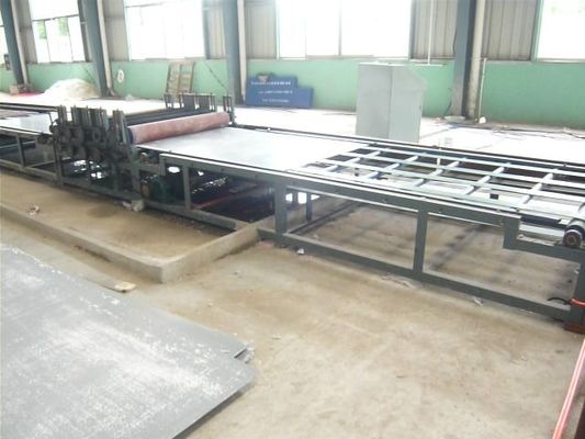 Mesin pembuatan ubin atap bertenaga tinggi untuk 3 mm - 6 mm Ketebalan 6 m Max Panjang