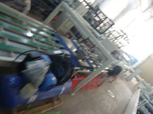 Mesin Pembuat Bahan Konstruksi Lembaran Magnesium Oksida Fiber Glass Semi Otomatis Kapasitas Lebih Besar 1500 Lembar