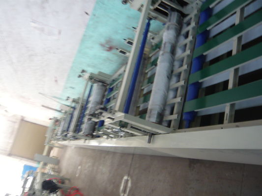 Mesin Pembuat Bahan Konstruksi Lembaran Magnesium Oksida Fiber Glass Semi Otomatis Kapasitas Lebih Besar 1500 Lembar