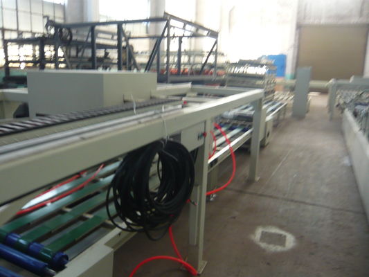 Mesin Pembuat Bahan Konstruksi Lembaran Magnesium Oksida Fiber Glass Semi Otomatis Kapasitas Lebih Besar 1500 Lembar