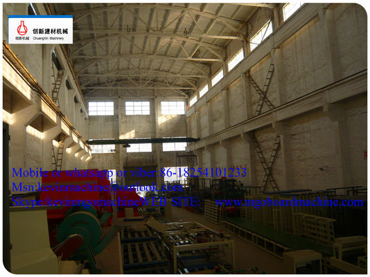 Lebar 1300mm Magnesium Oksida Wall Panel Membuat Mesin Dengan Conveyor Sekrup