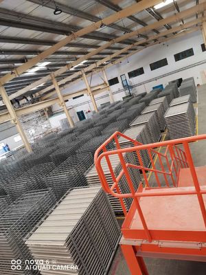 Semi Otomatis Serat Cement Board Heavy Duty Sandwich Wall Panel Produksi Line