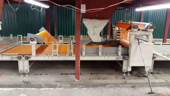 Mesin Panel Dinding Sandwich Otomatis Penuh Dengan Kapasitas Lebih Besar 3000 sqm