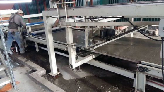 Mesin Panel Dinding Sandwich Otomatis Penuh Dengan Kapasitas Lebih Besar 3000 sqm