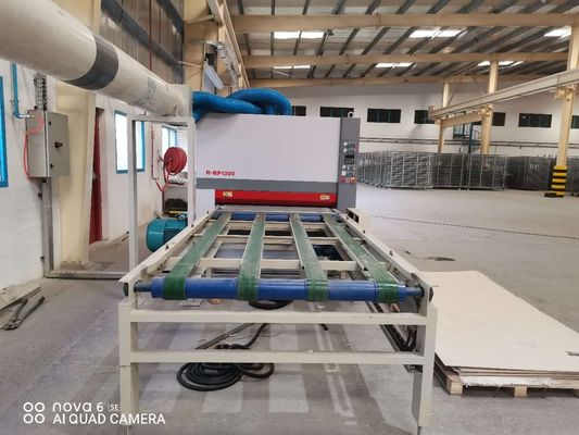 Mesin Laminasi Papan Gypsum, Papan Penyebar Lem, dan Papan MGO